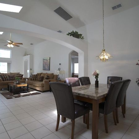 Beautiful Family Vacation Home With Private Pool, Close To Disney! Home Орландо Екстер'єр фото
